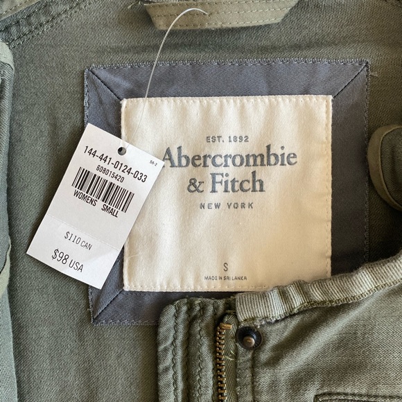 BNWT A&F Utility Military Cropped Fall Jacket - Picture 7 of 14